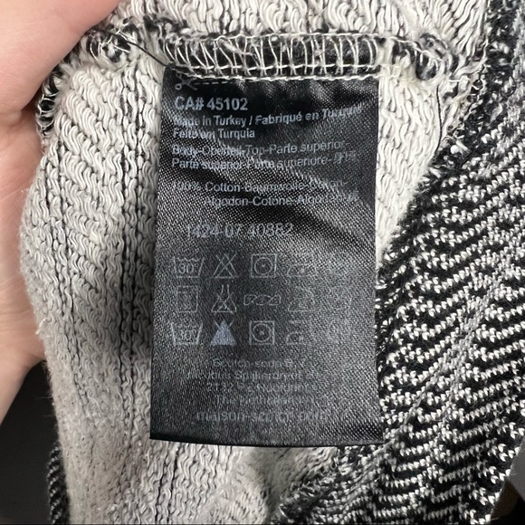 Maison Scotch Embroidered Textured Black and White Pullover Crewneck XS - Picture 12 of 12